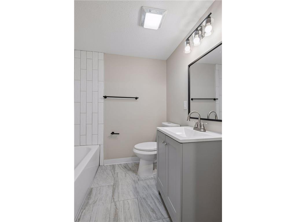 4330 5th Avenue S Minneapolis MN 55409 7075252 image33