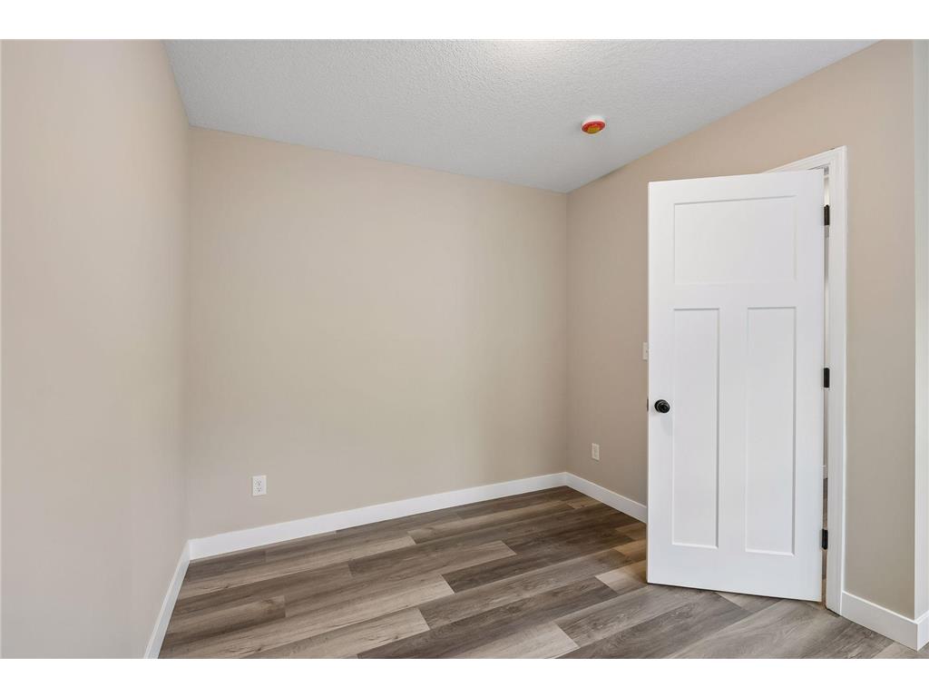 4330 5th Avenue S Minneapolis MN 55409 7075252 image43