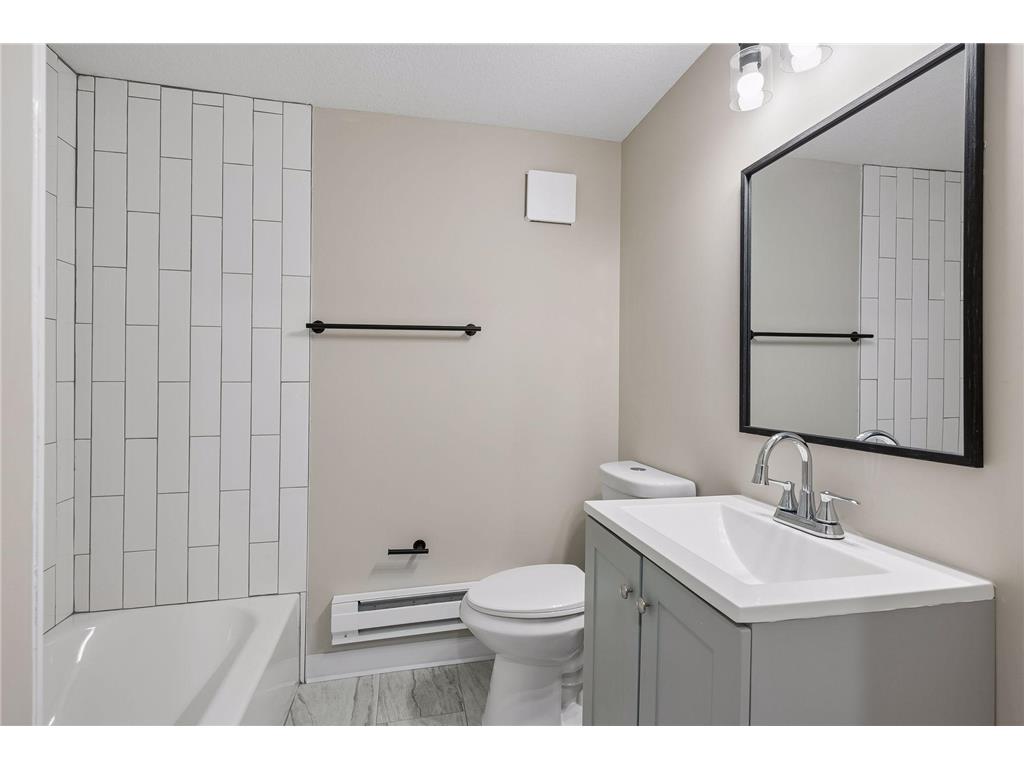 4330 5th Avenue S Minneapolis MN 55409 7075252 image72