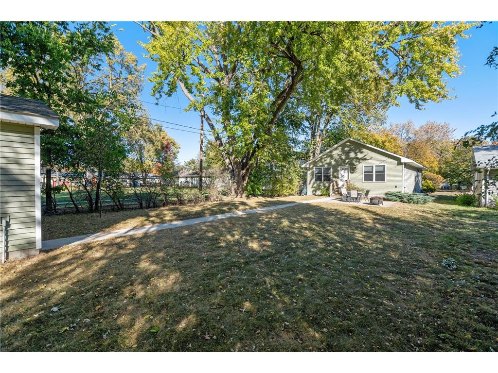 4331 Vera Cruz Avenue N, Crystal, MN, 55422 MLS 6619073 Edina Realty