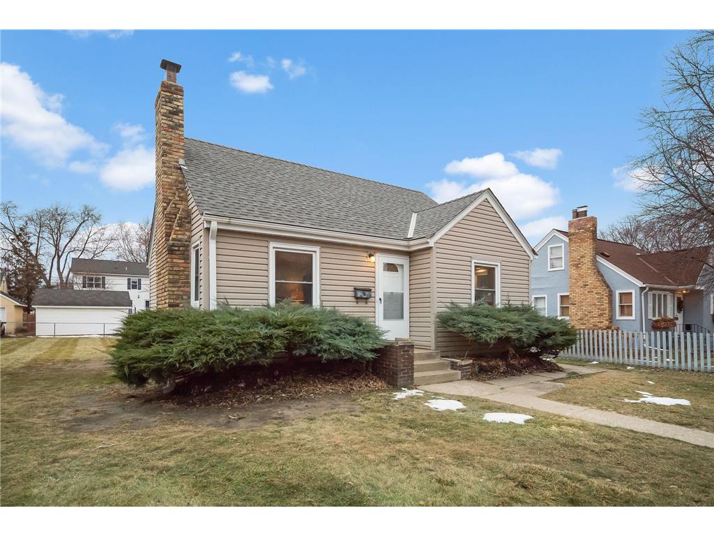 4331 Zane Avenue N Crystal MN 55422 6641290 image1