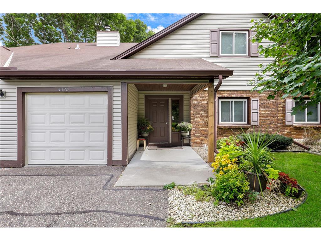 4332 Buckingham Court #1702 Vadnais Heights MN 55127 6430001 image1