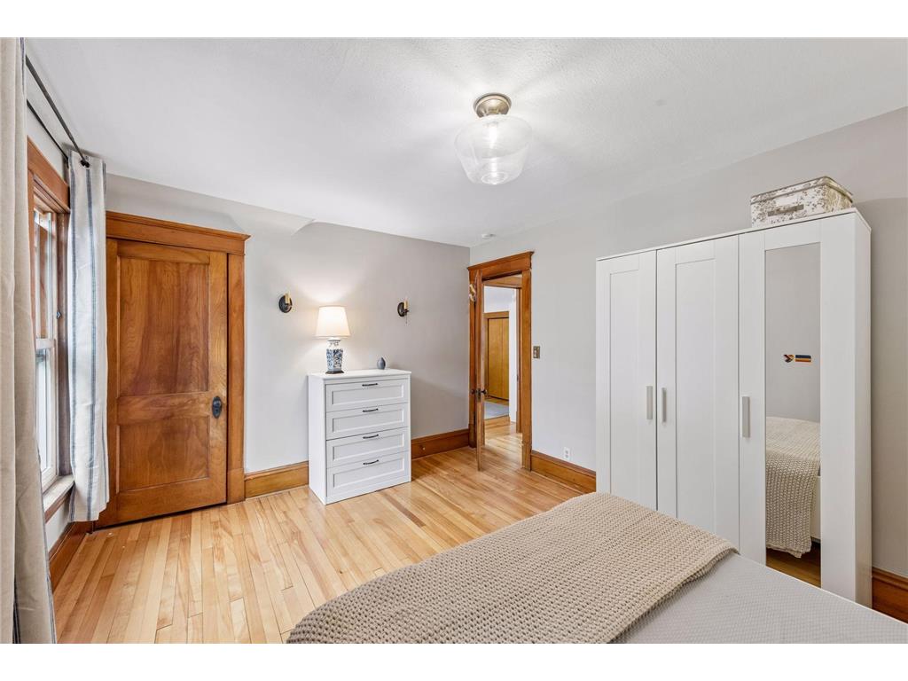 4332 Colfax Avenue S Minneapolis MN 55409 7094550 image25