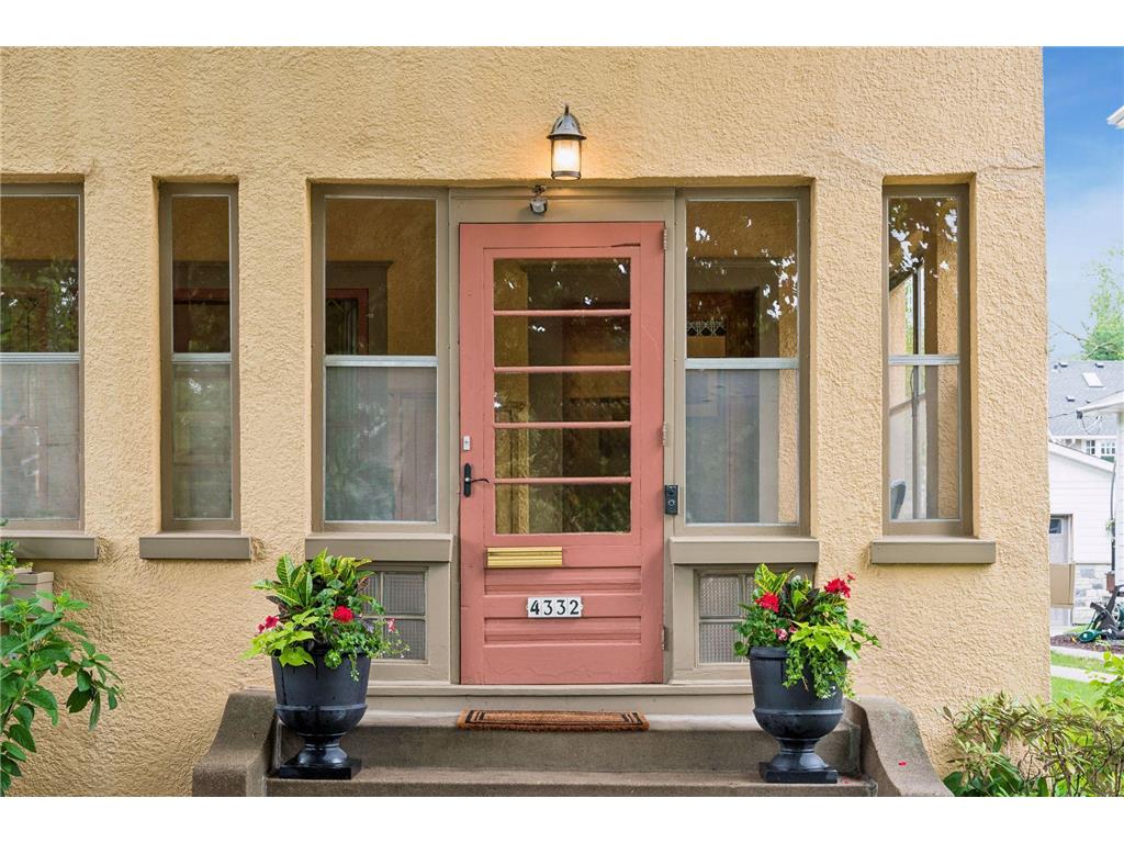 4332 Colfax Avenue S Minneapolis MN 55409 7094550 image3
