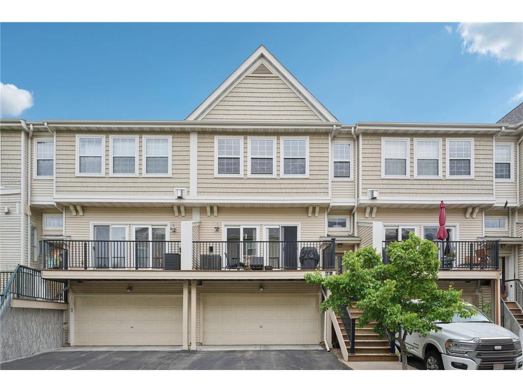 4332 Victor Path #6 Hugo MN 55038 6732955 image1