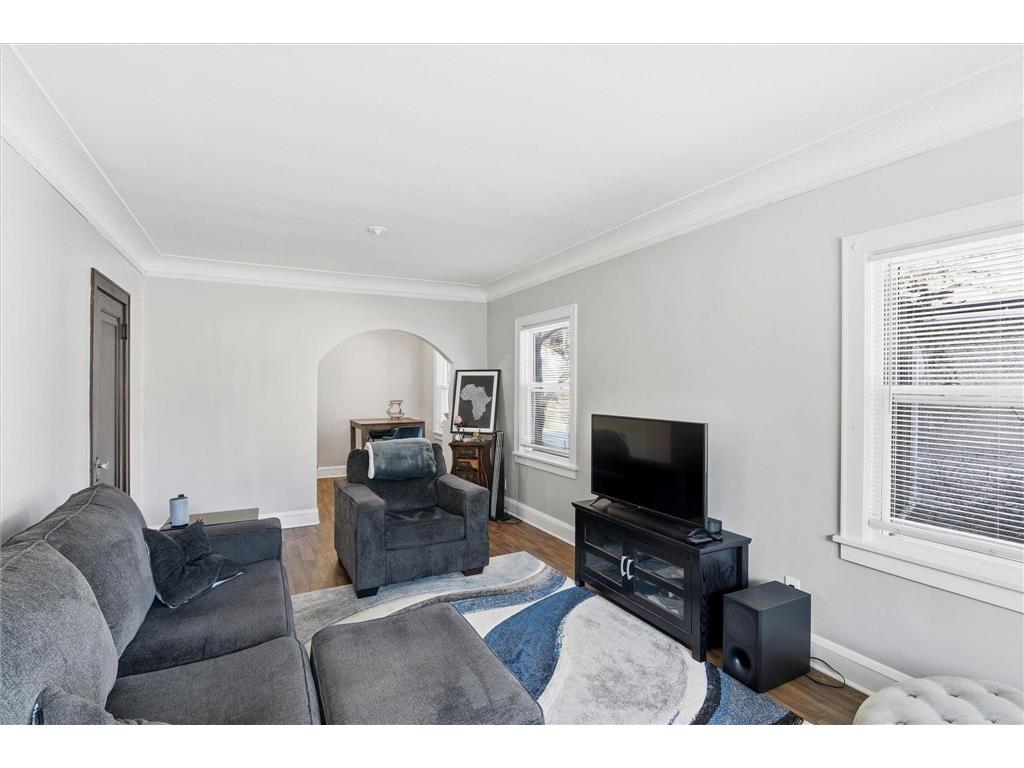 4333 Fremont Avenue N Minneapolis MN 55412 7012023 image14
