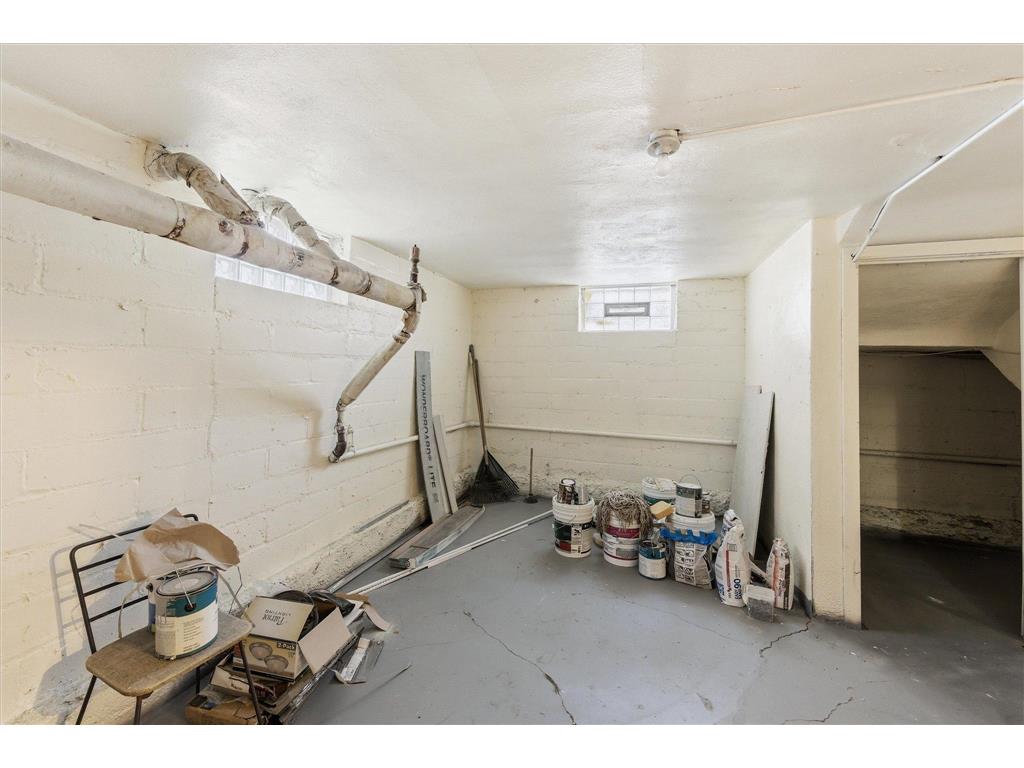 4333 Fremont Avenue N Minneapolis MN 55412 7012023 image28