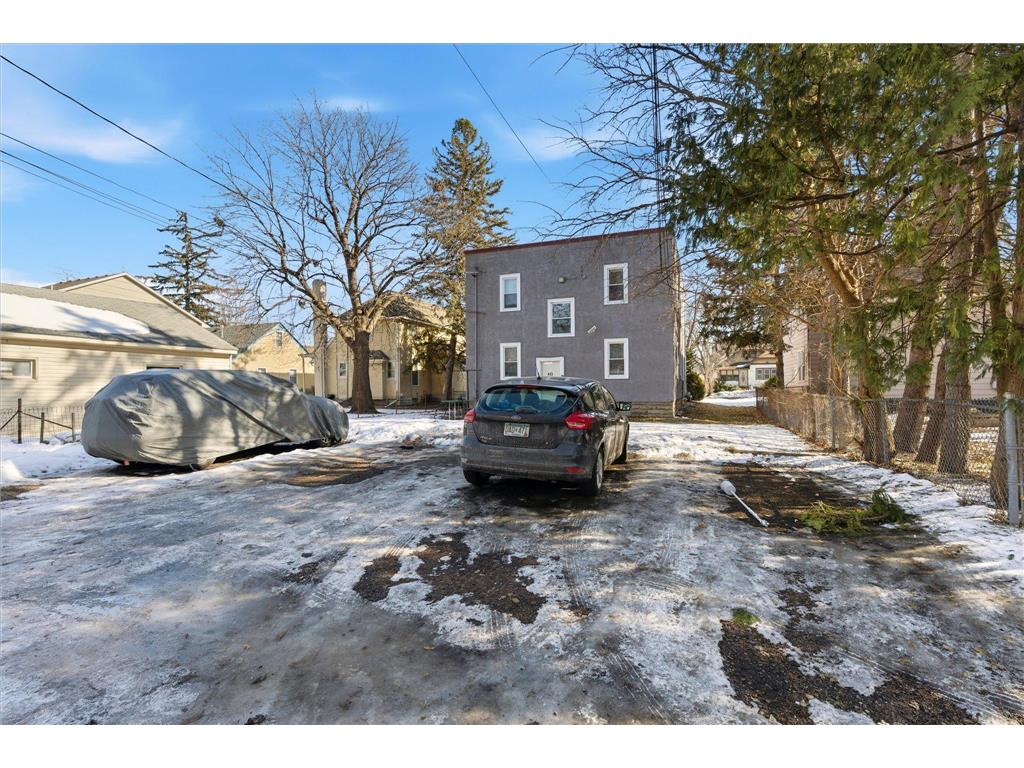 4333 Fremont Avenue N Minneapolis MN 55412 7012023 image34