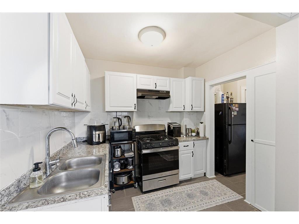 4333 Fremont Avenue N Minneapolis MN 55412 7012023 image6