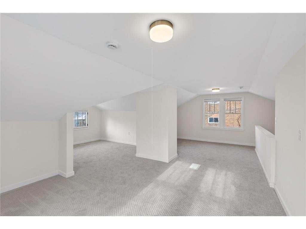 4334 Fremont Avenue N Minneapolis MN 55412 6823117 image16