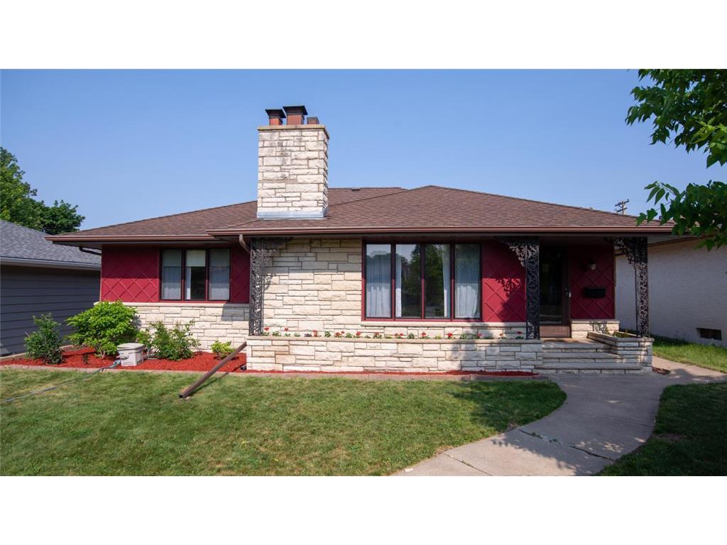 4334 Queen Avenue N Minneapolis MN 55412 6396819 image1