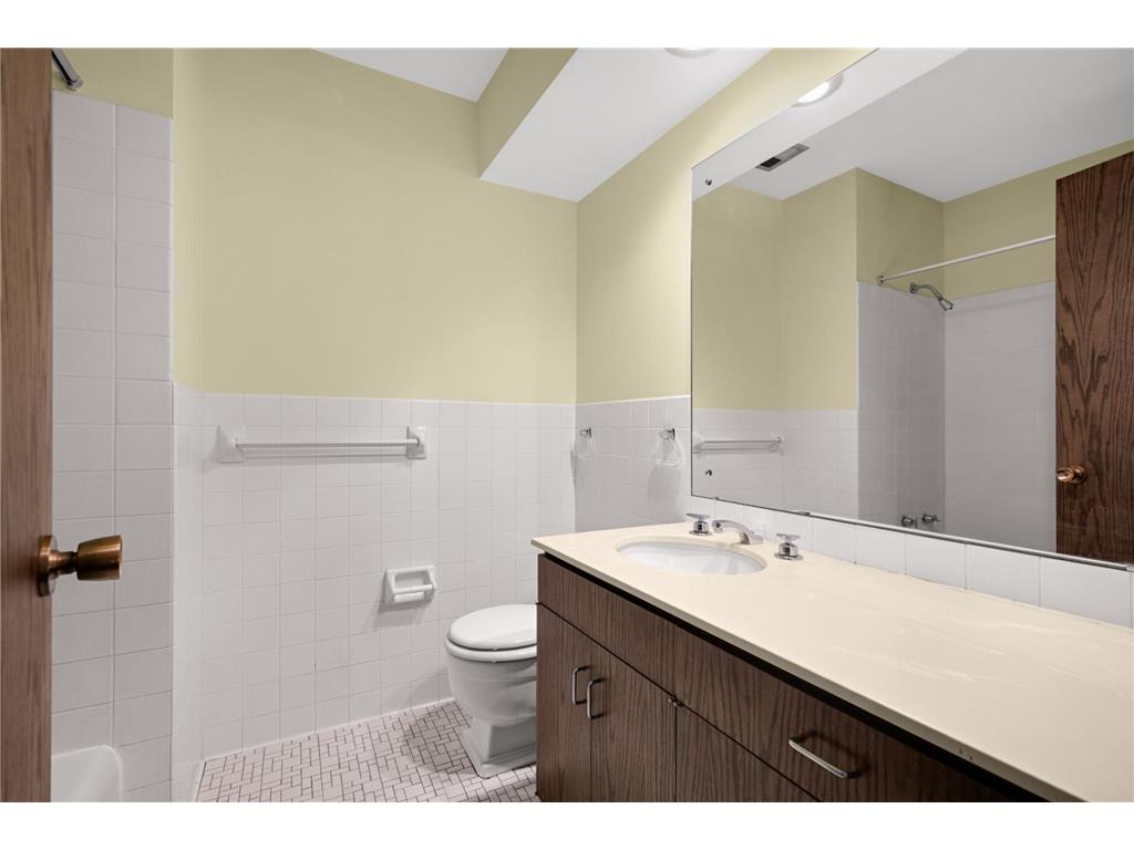 4336 Avondale Road Golden Valley MN 55416 7088197 image19