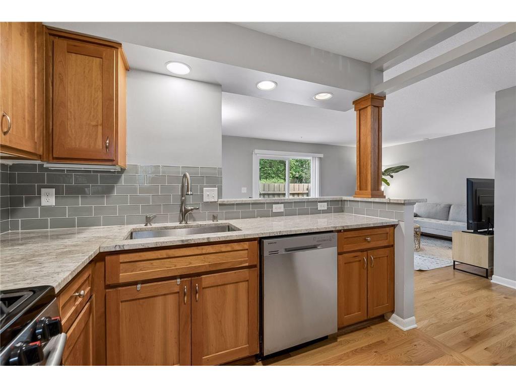 4337 3rd Avenue S Minneapolis MN 55409 7102432 image16