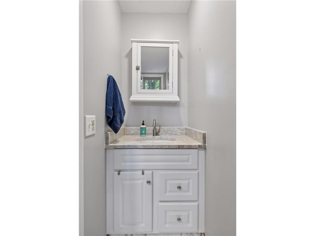 4337 3rd Avenue S Minneapolis MN 55409 7102432 image18