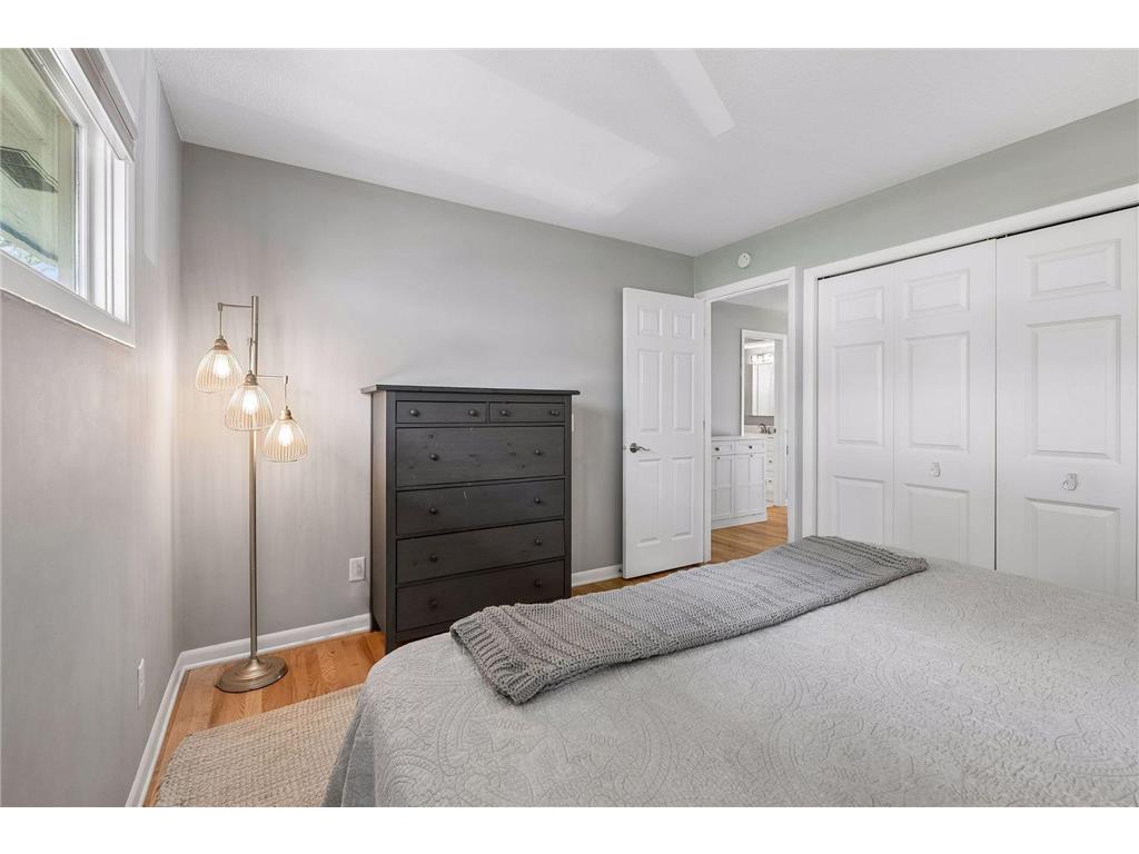 4337 3rd Avenue S Minneapolis MN 55409 7102432 image24