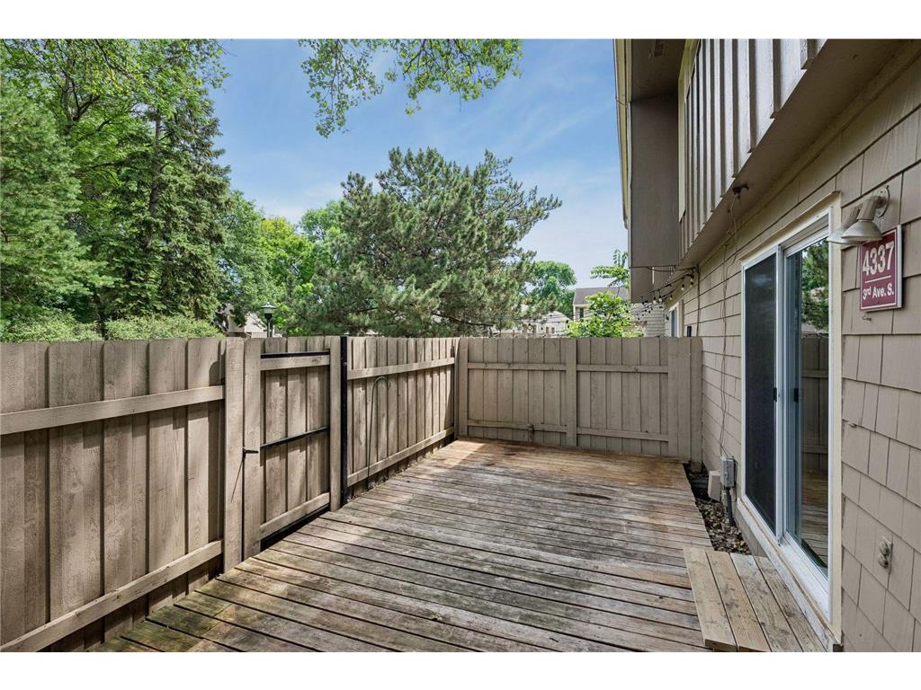4337 3rd Avenue S Minneapolis MN 55409 7102432 image33