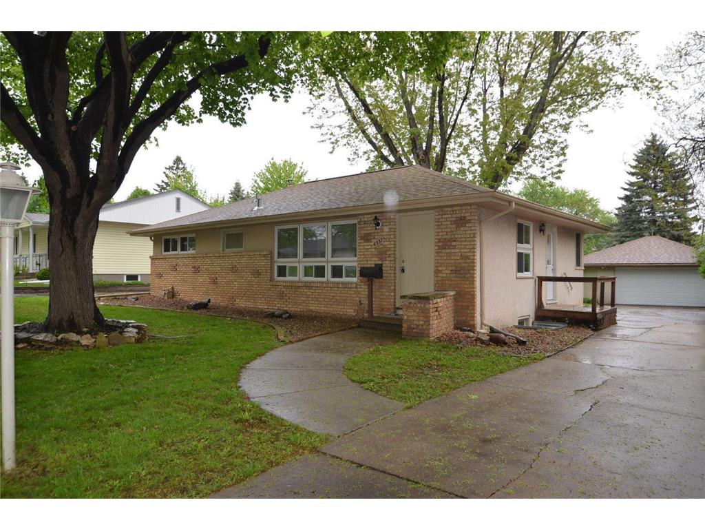4337 Royce Street NE Columbia Heights MN 55421 6311518 image1