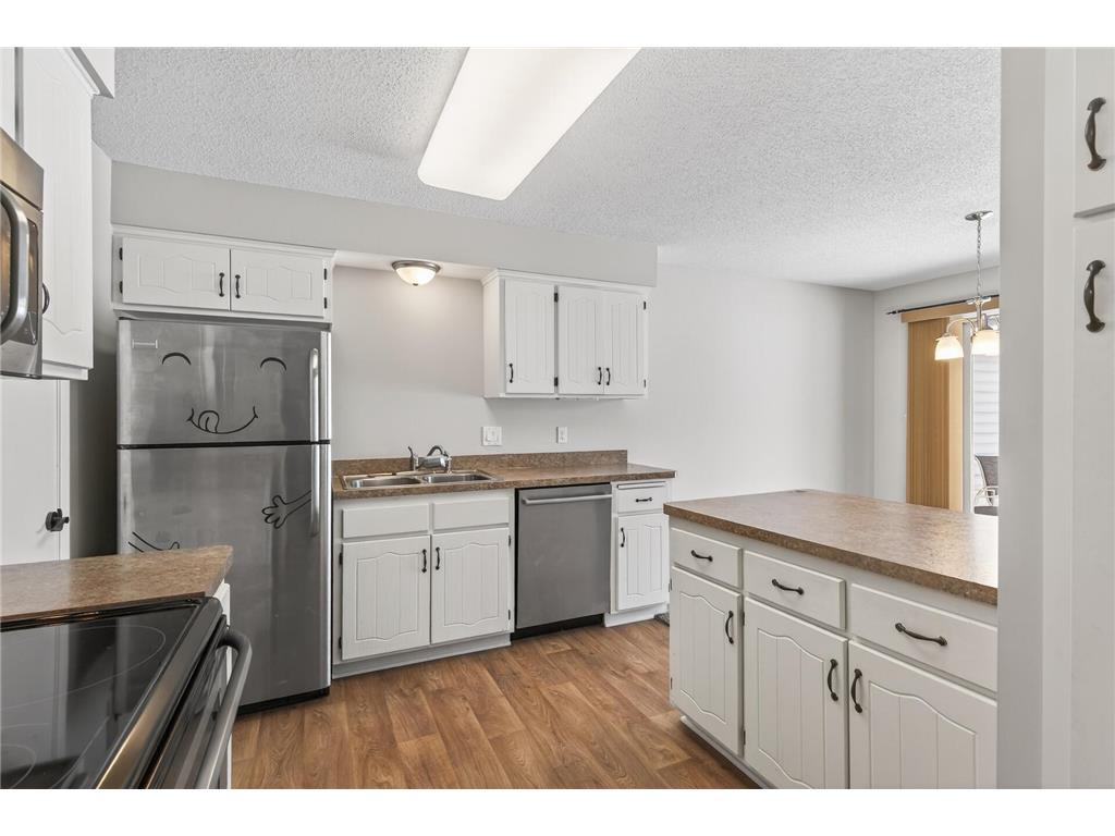 4339 Buckingham Court #1106 Vadnais Heights MN 55127 7000341 image9