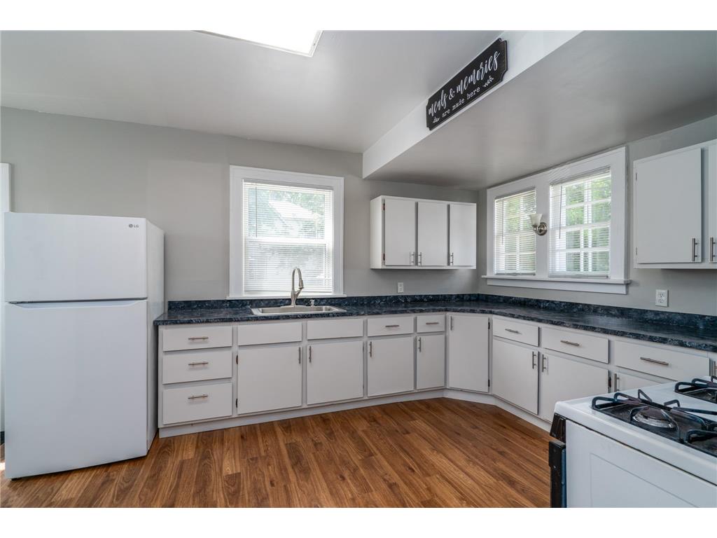 434 Bridge Street Crookston MN 56716 7104706 image8