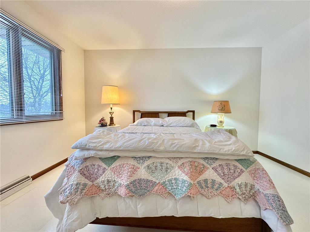 434 E 11th Street #I New Richmond WI 54017 - Paperjack Creek 6825751 image21