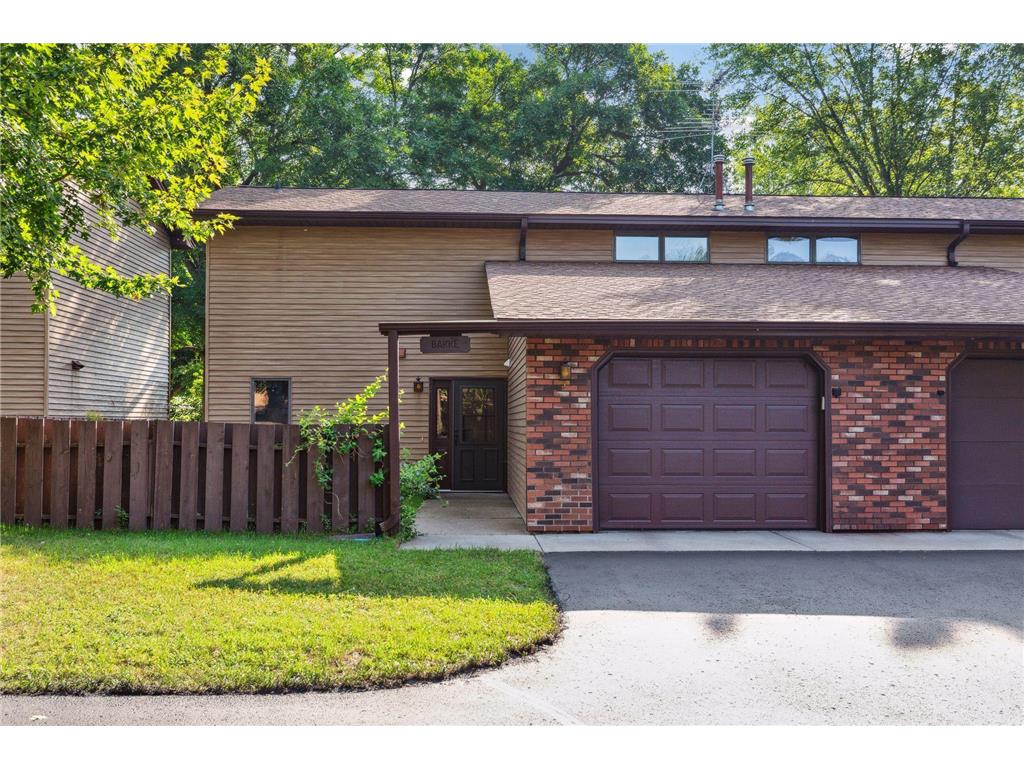 434 E 11th Street #J New Richmond WI 54017 6413941 image1