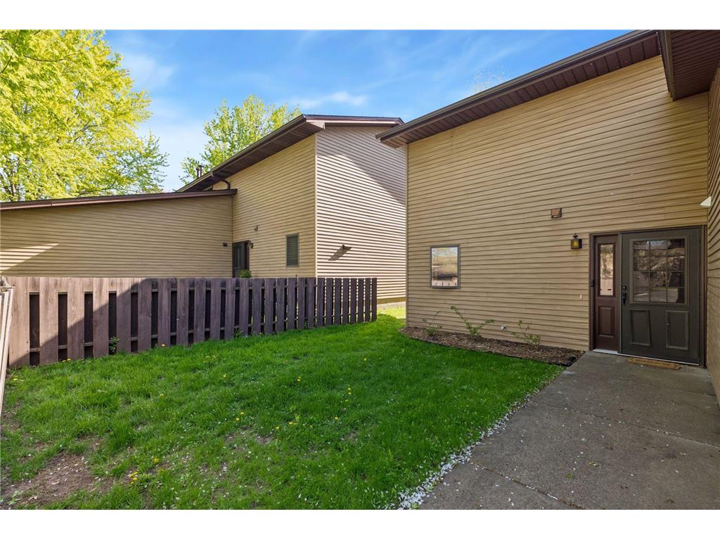 434 E 11th Street #J New Richmond WI 54017 7073733 image3