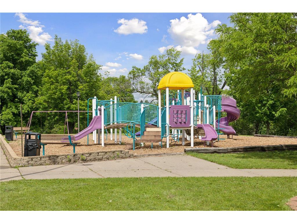 434 E 11th Street #J New Richmond WI 54017 7073733 image42