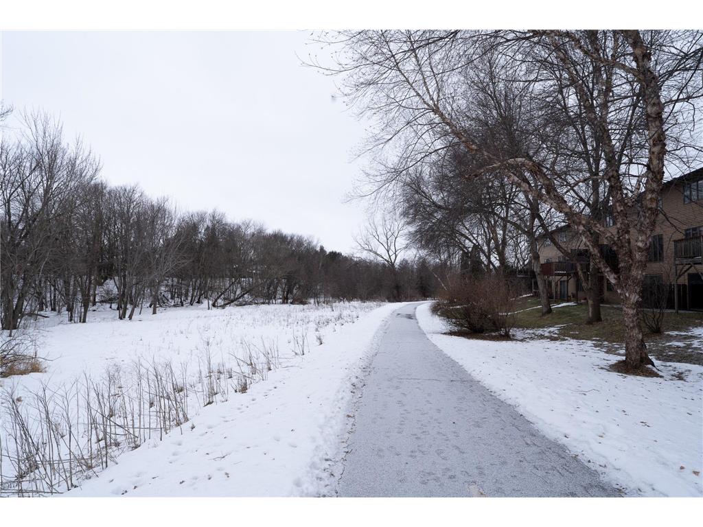 434 E 11th Street #L New Richmond WI 54017 - Paperjack Creek 7008211 image25