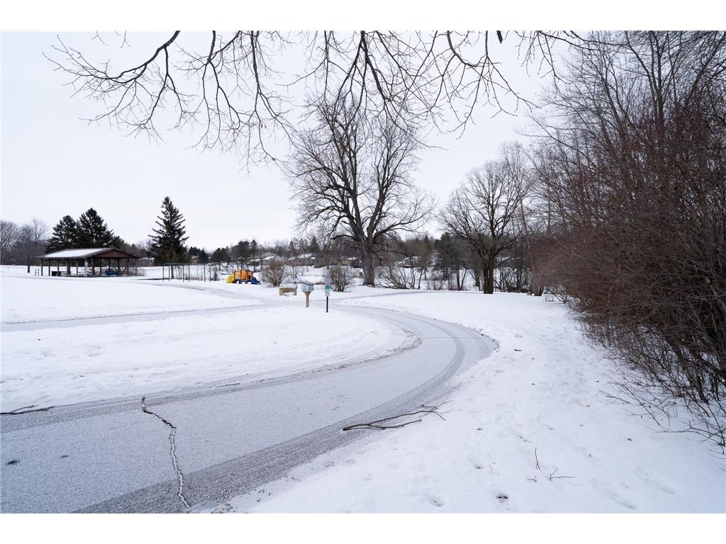 434 E 11th Street #L New Richmond WI 54017 - Paperjack Creek 7008211 image38