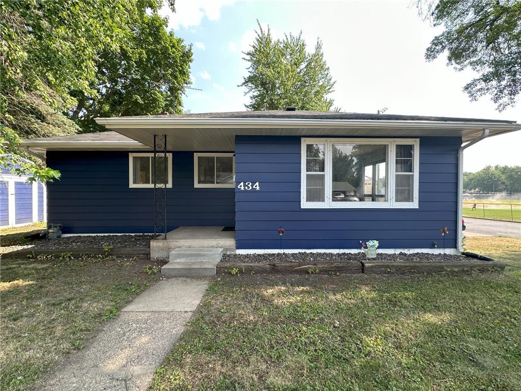 434 E 3rd Street New Richmond WI 54017 6552437 image1