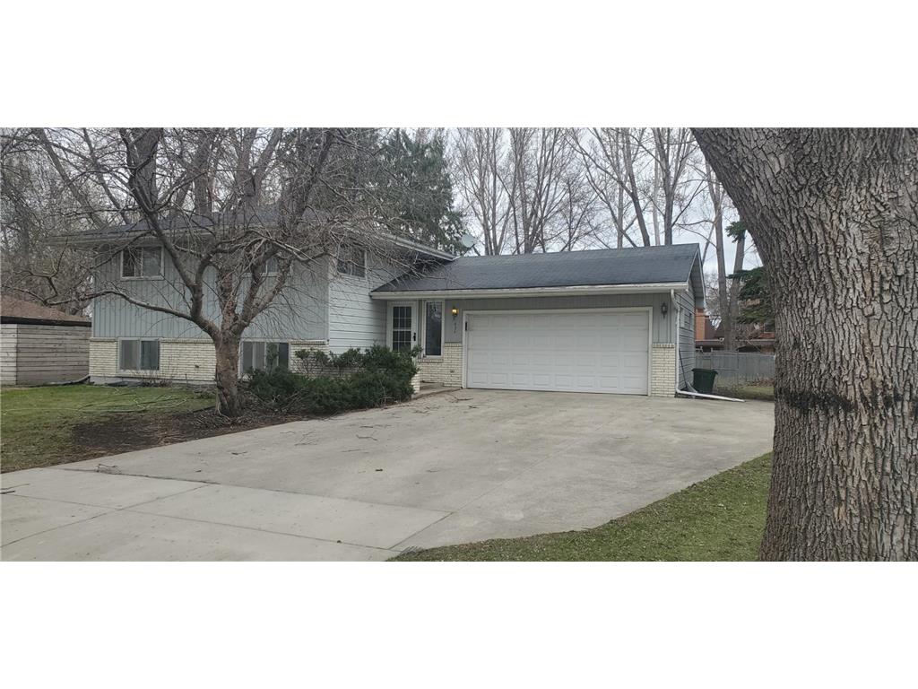 434 Horn Avenue Moorhead MN 56560 6522279 image1