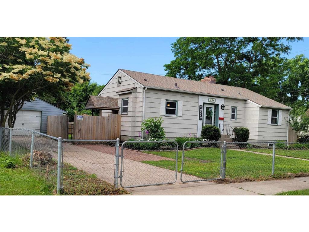 434 Rose Avenue E Saint Paul MN 55130 6741755 image1