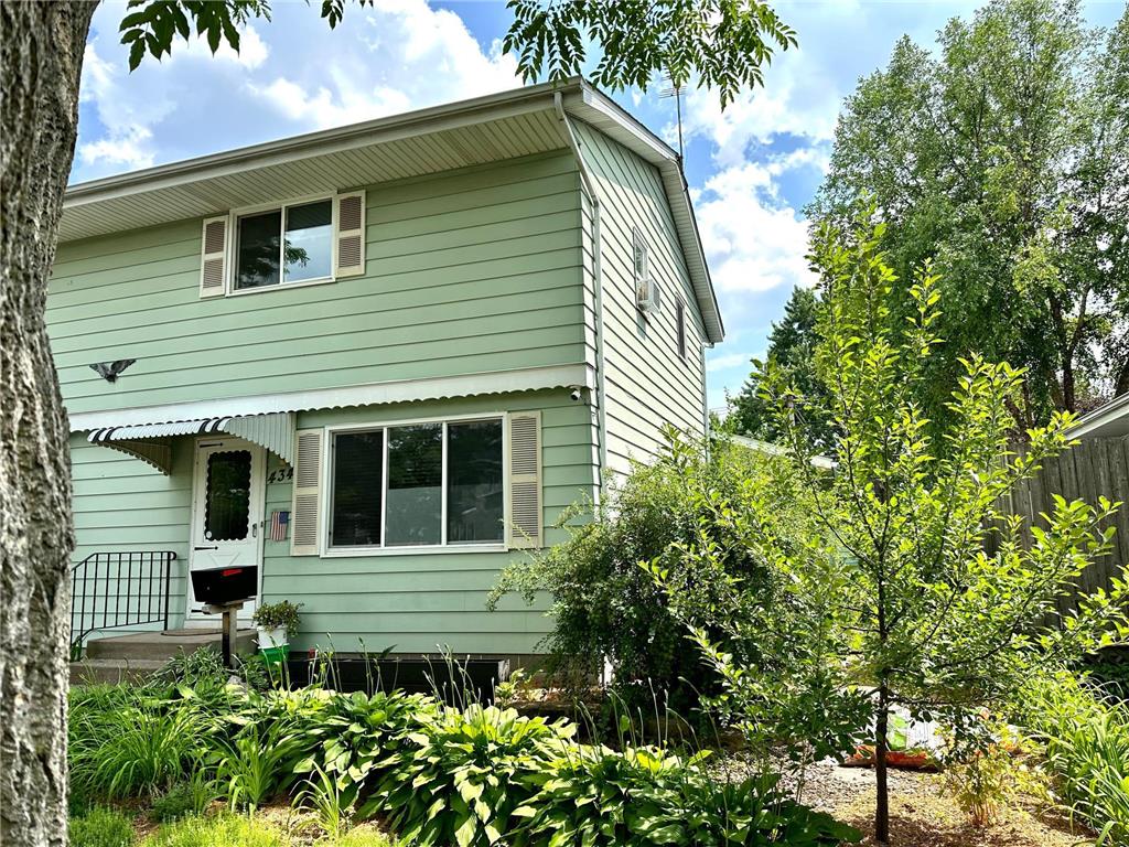 434 Superior Street Saint Paul MN 55102 6396149 image1