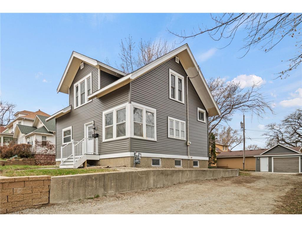 434 W Bridge Street Owatonna MN 55060 6457219 image1
