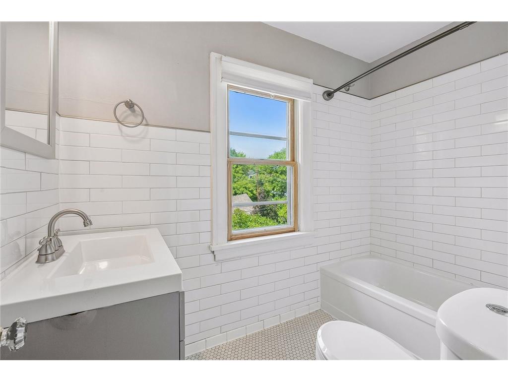 4340 29th Avenue S Minneapolis MN 55406 7083808 image22