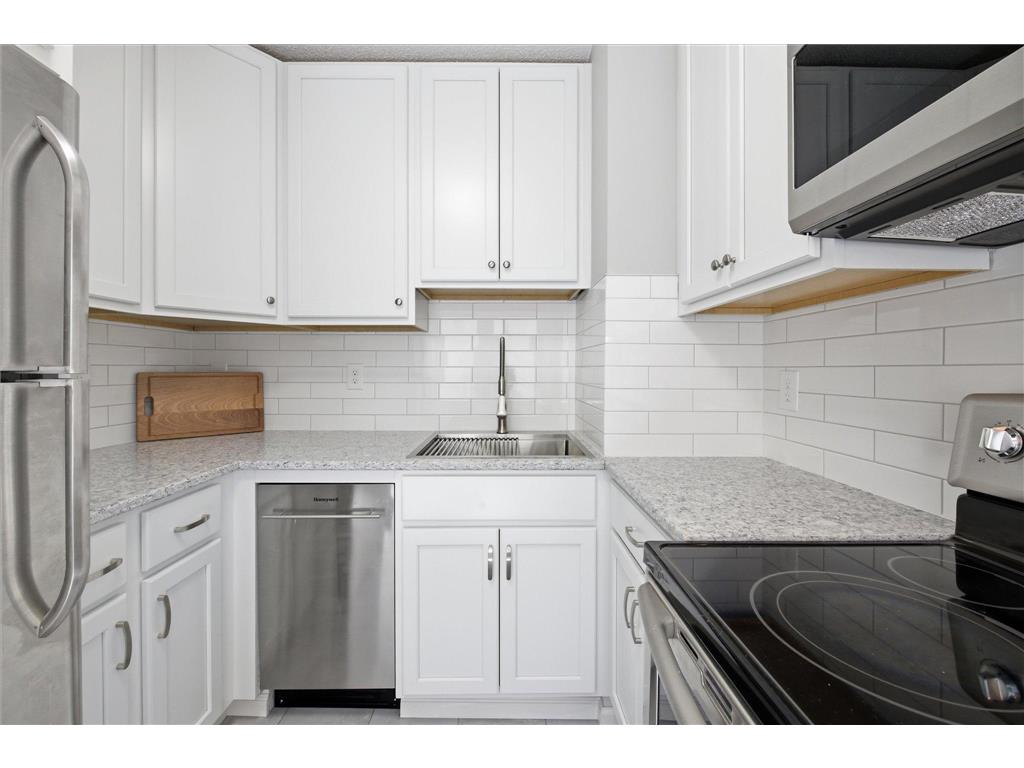 4340 34th Avenue S Minneapolis MN 55406 7062775 image12