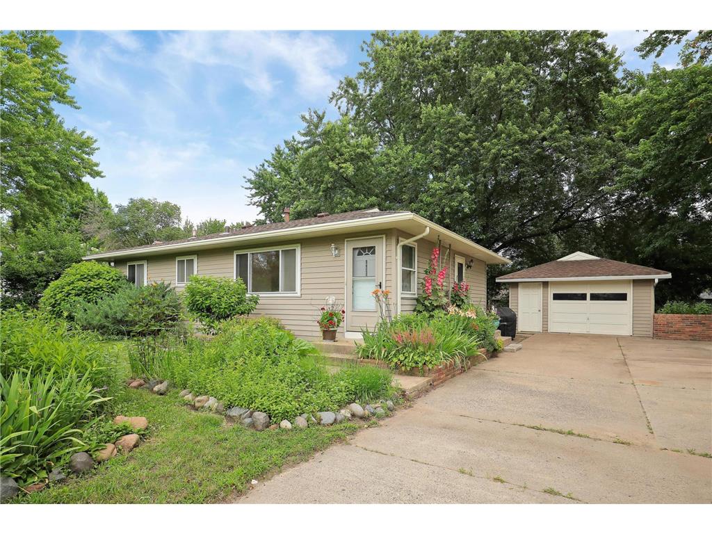 4340 Nicols Road Eagan MN 55122 6560008 image1