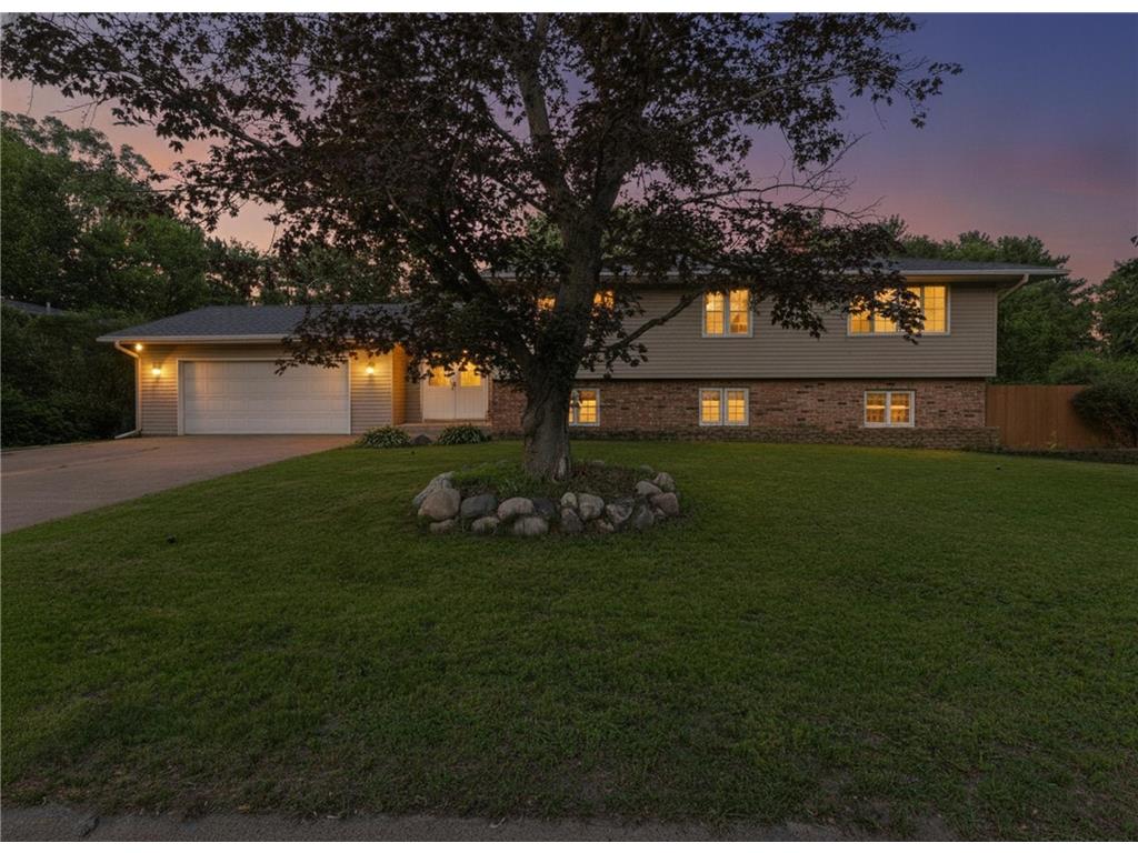 4340 Rustic Place Shoreview MN 55126 7010814 image2