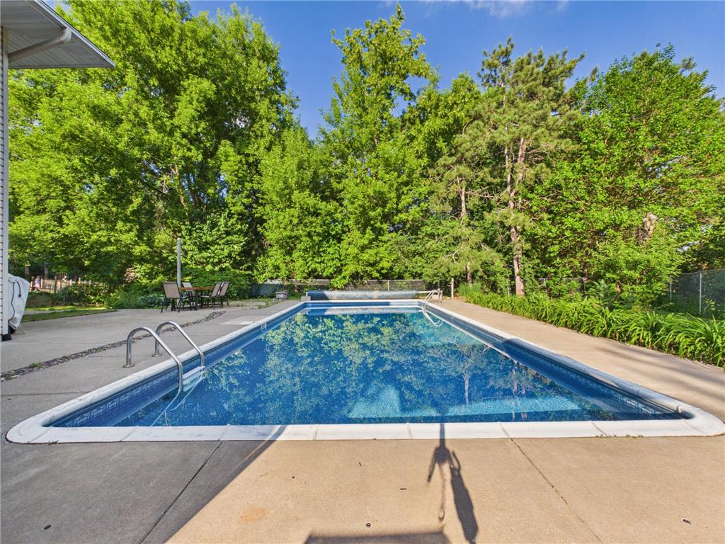 4340 Rustic Place Shoreview MN 55126 7010814 image3