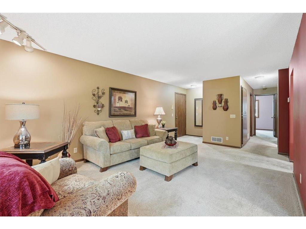4342 Buckingham Court #1605 Vadnais Heights MN 55127 7078462 image6