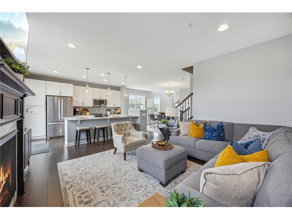 4343 Corn Silk Lane Woodbury MN 55129 6768652 image1