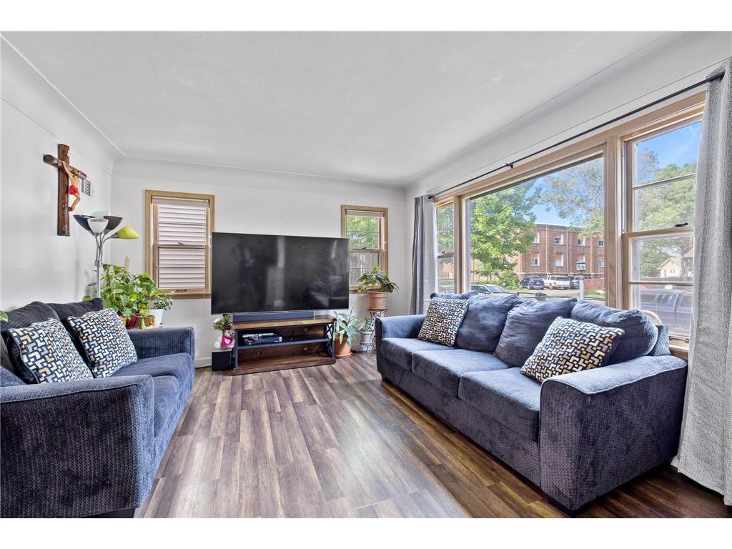 4343 Fremont Avenue N, Minneapolis, MN, 55412 MLS 6377105 Edina Realty