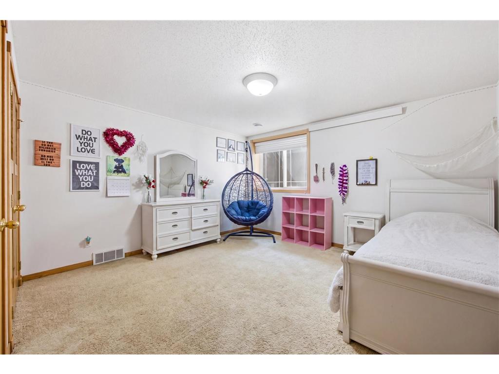 4346 46th Avenue S Fargo ND 58104 7056743 image27