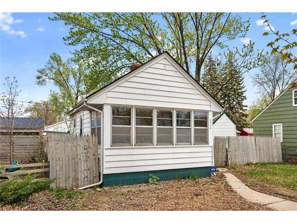 4346 Knox Avenue N Minneapolis MN 55412 7045063 image4