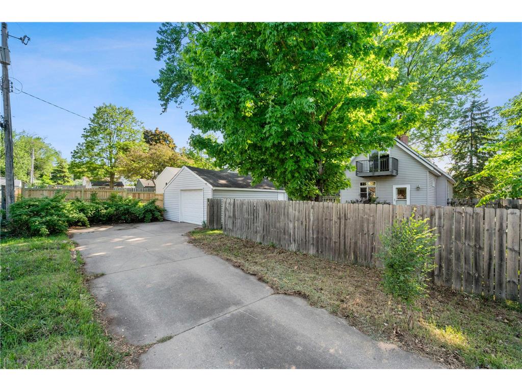 4347 6th Street NE Columbia Heights MN 55421 7074089 image52