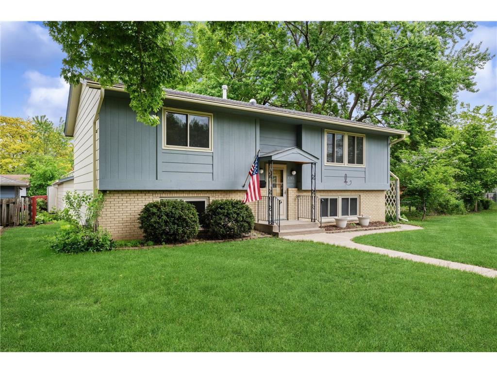 4348 Brunswick Avenue N Crystal MN 55422 6725443 image1