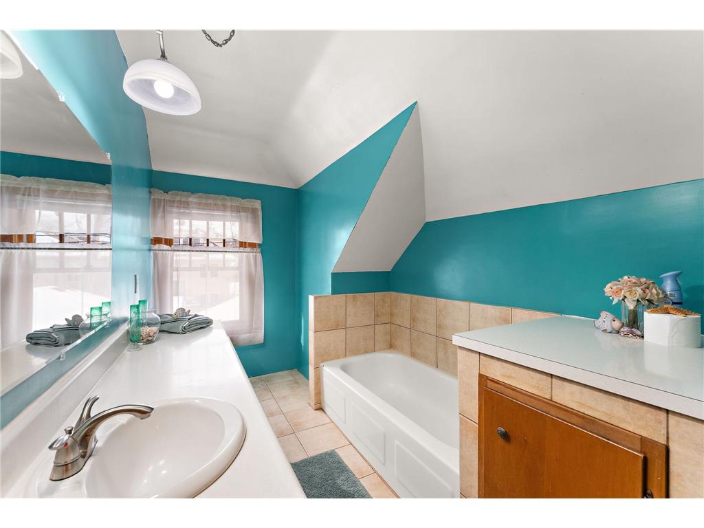 4348 Lyndale Avenue S Minneapolis MN 55409 7011791 image20