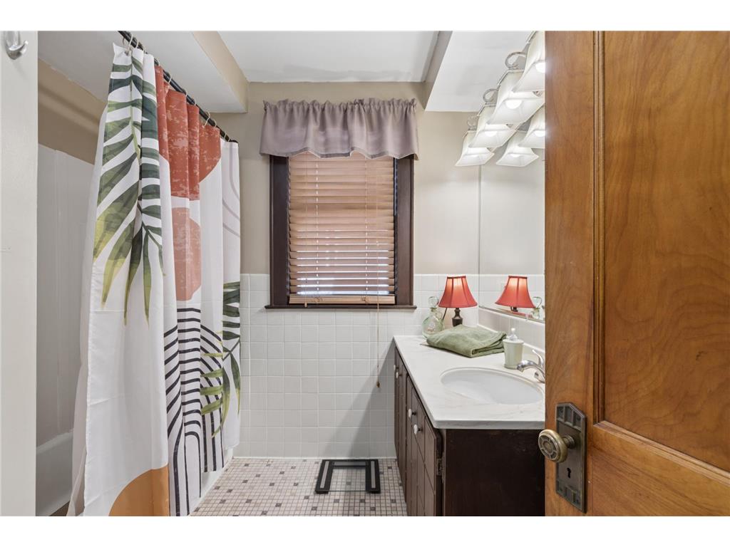 4348 Lyndale Avenue S Minneapolis MN 55409 7078396 image20