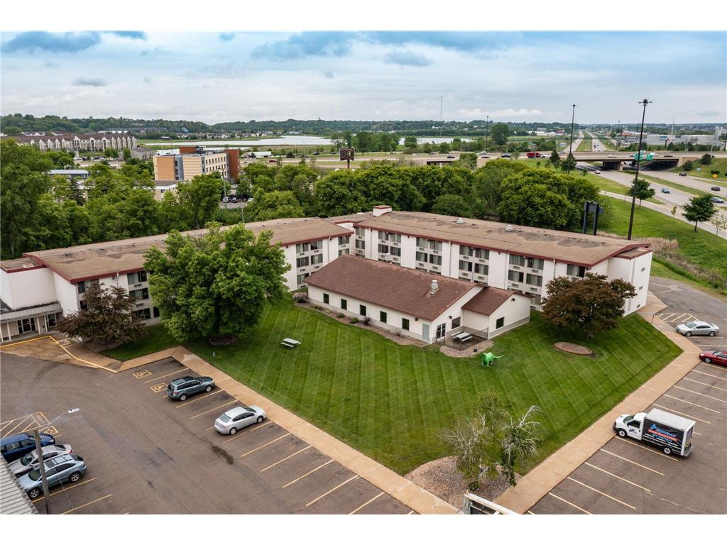 435 16th Avenue NW Rochester MN 55901 6722169 image1