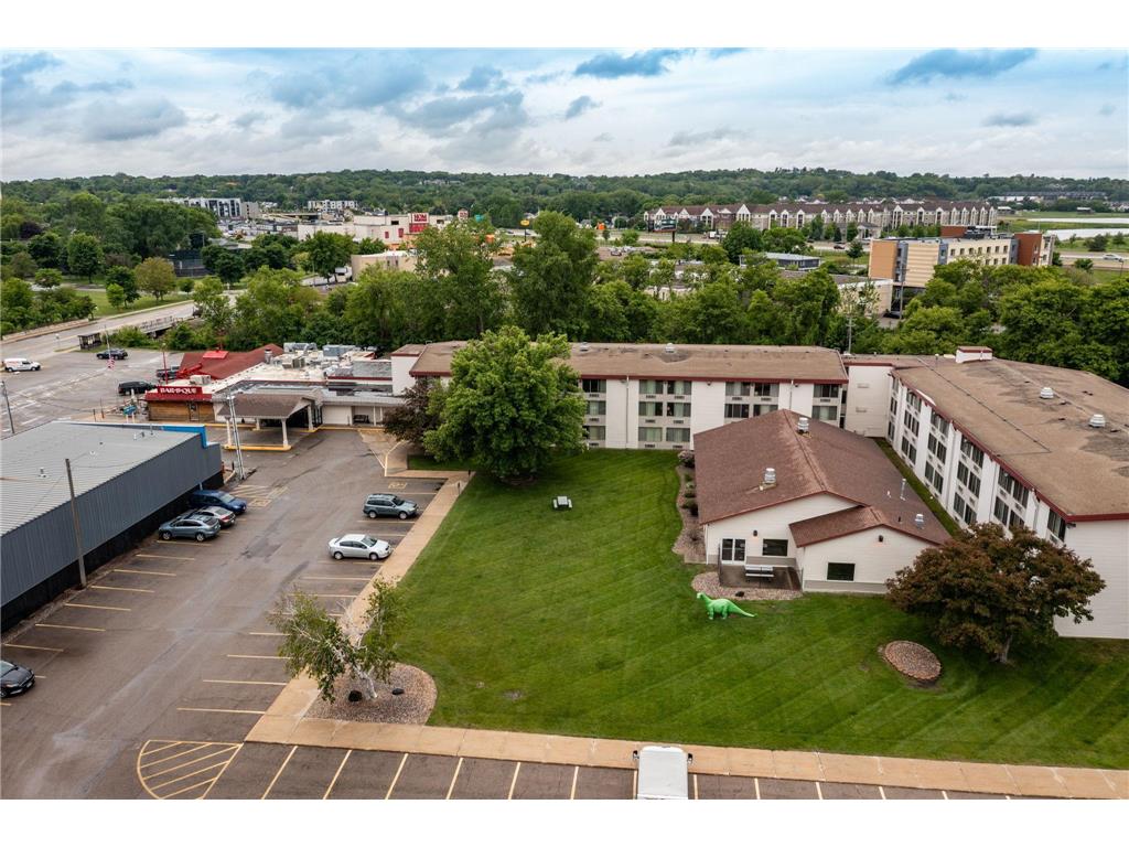 435 16th Avenue NW Rochester MN 55901 6722169 image2